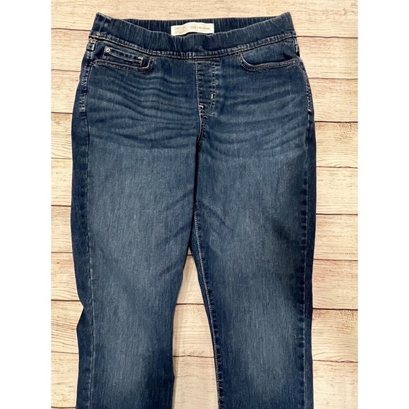 Signature Levi Strauss Jeans Pull On Skinny Totally Shaping Size 12 - 31x30 - Picture 2 of 9